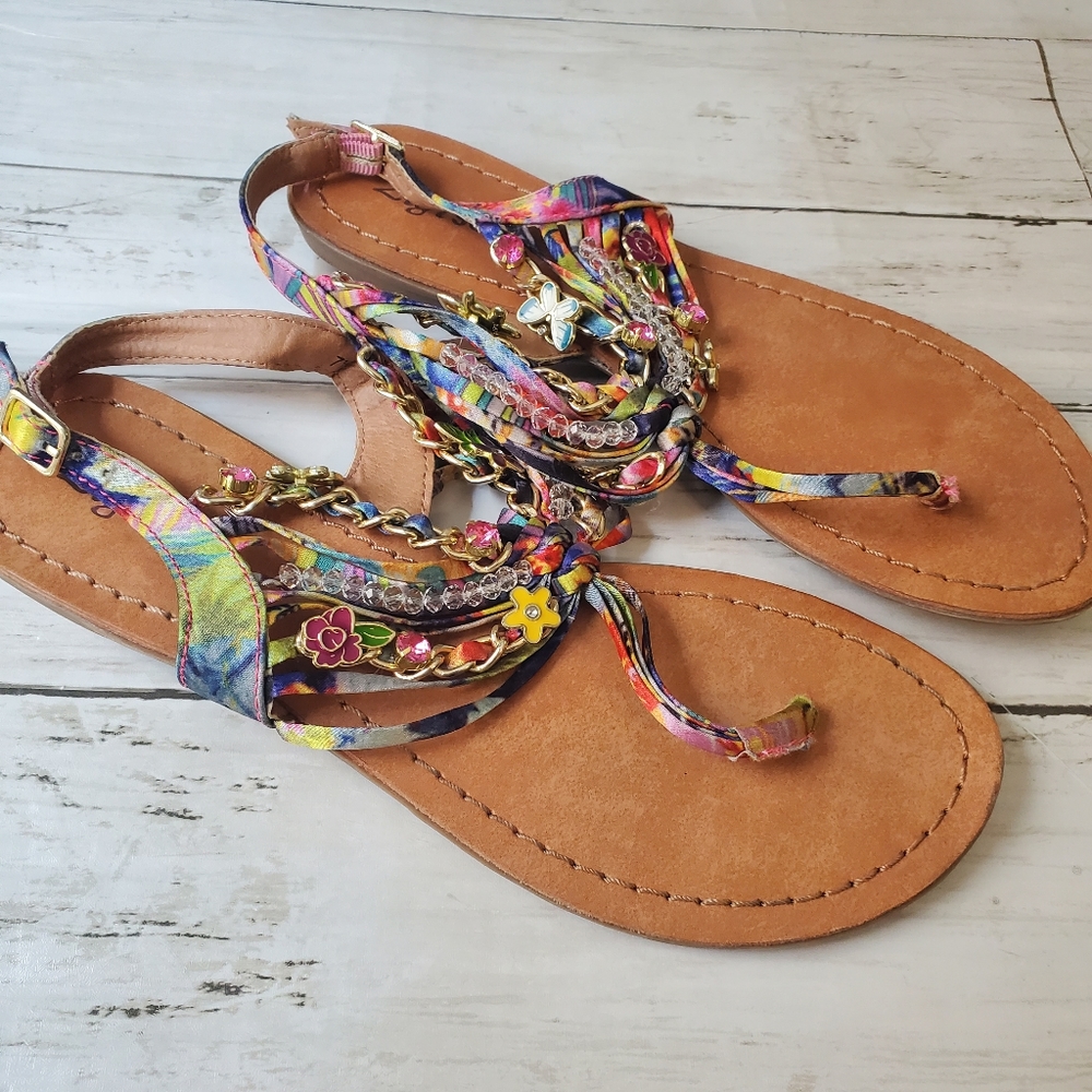 Zigi soho Ada flat boho charm thong sandal tie dye